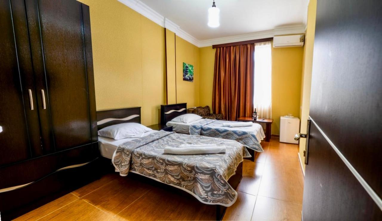 Hotel Palermo Кобулети Экстерьер фото